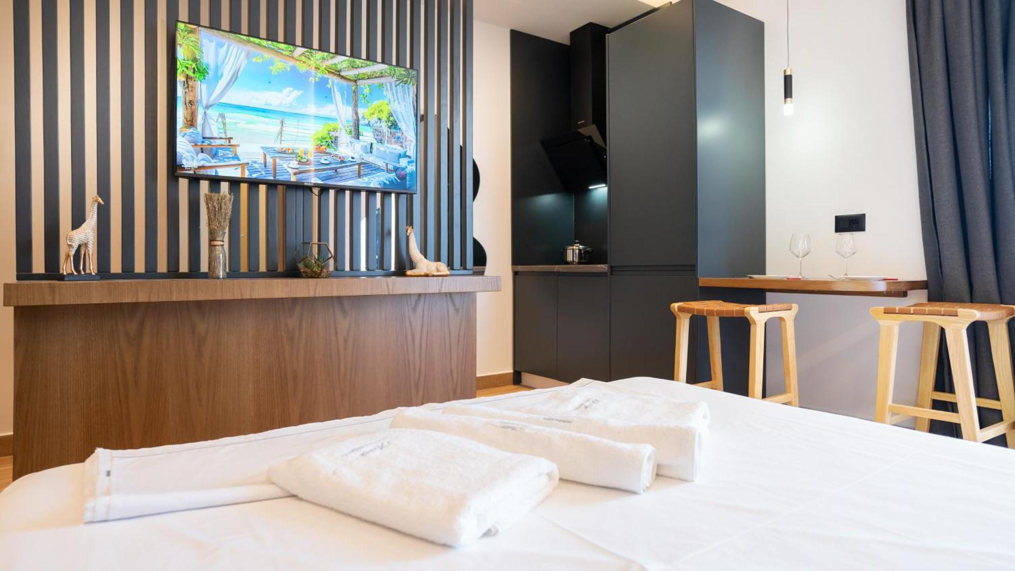 Hotel Azure Sea View