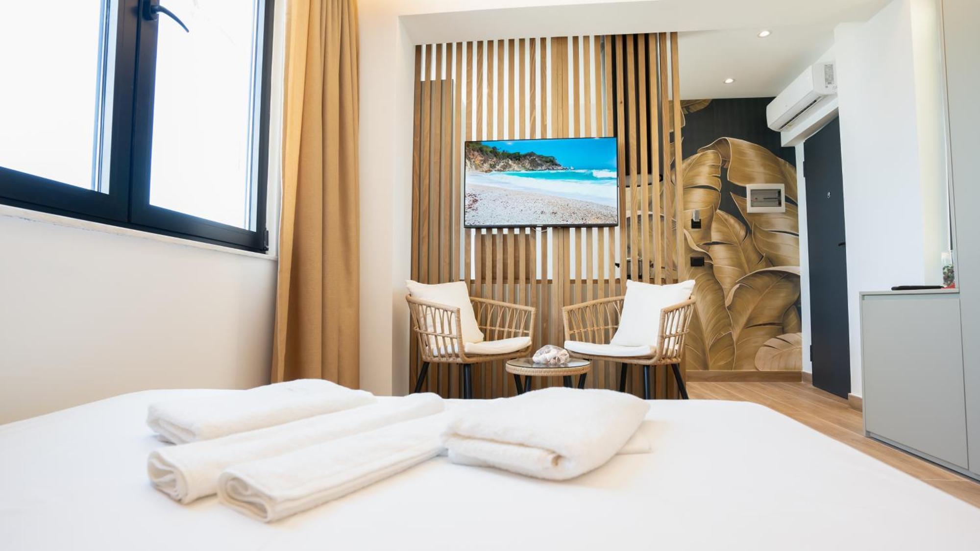 Hotel Azure Sea View *